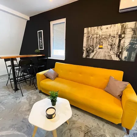 Apartment Hedonist-boulevard Stayhouse *