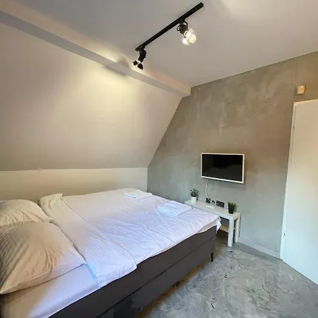 Hedonist-boulevard Stayhouse Apartment *